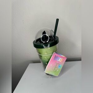 Wicked Elphaba Green Tumbler with Witch’s Hat, Gold E, and Confetti w Straw NWT